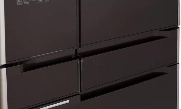 Холодильник Hitachi R-E 6800 U XT - купить за 379&nbsp;900 ₽ в Москве с доставкой по РФ